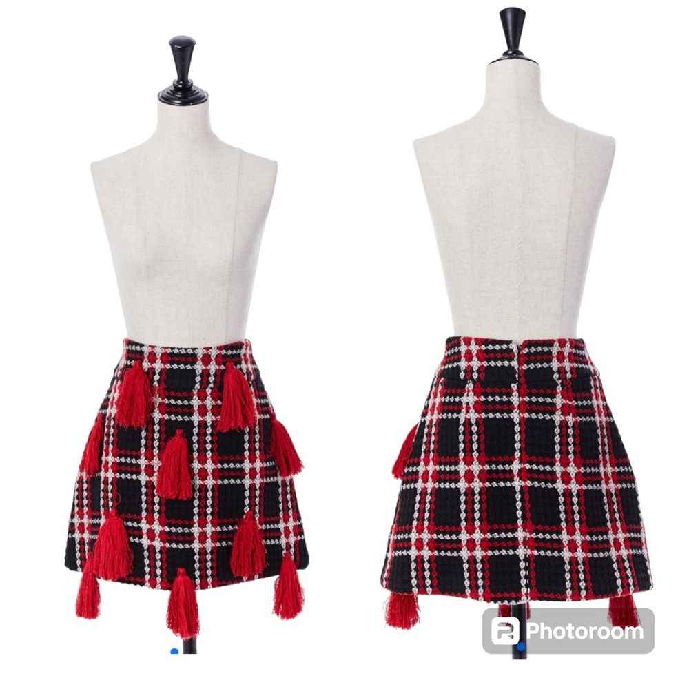 AU JOUR LE JOUR Italian unique wool mini skirt with tassels size small